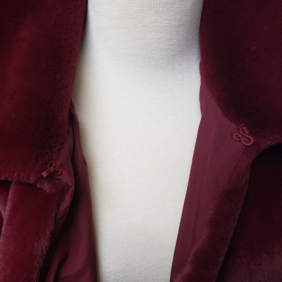 A New Day Faux Fur Burgundy Crop Jacket Medium - Picture 10 of 10